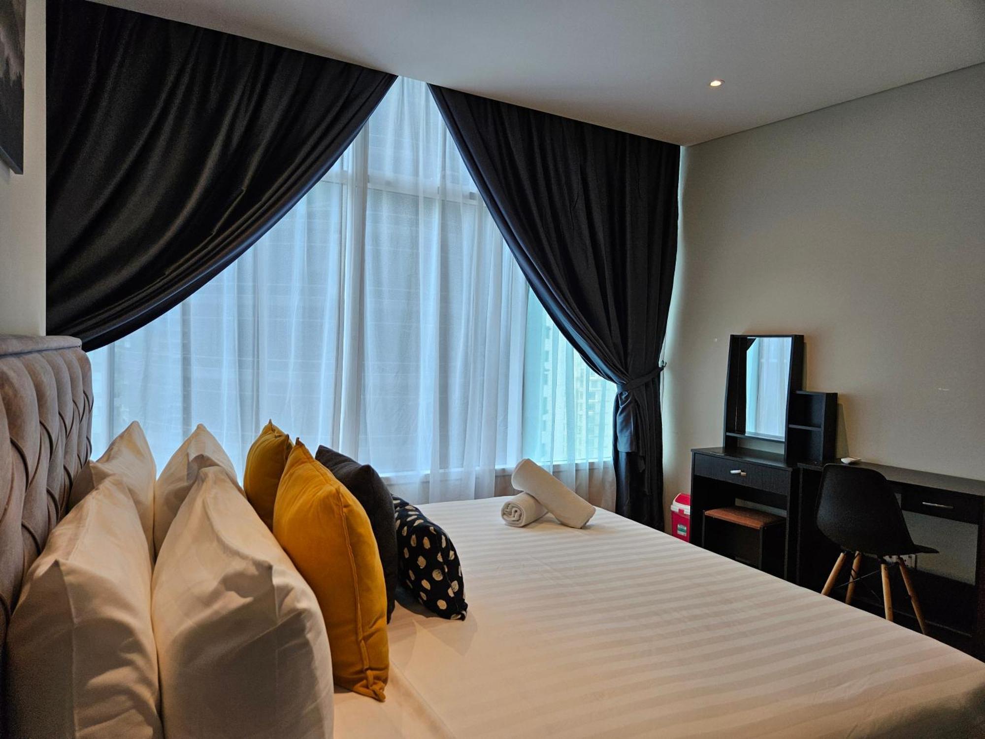 Sky Suites Klcc By Asiapex Kuala Lumpur Exterior photo
